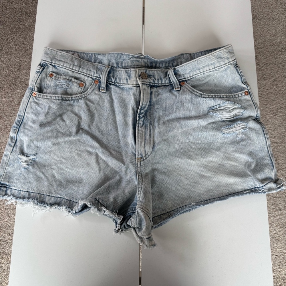 Gap Women's Light Wash High Waisted Denim Shorts